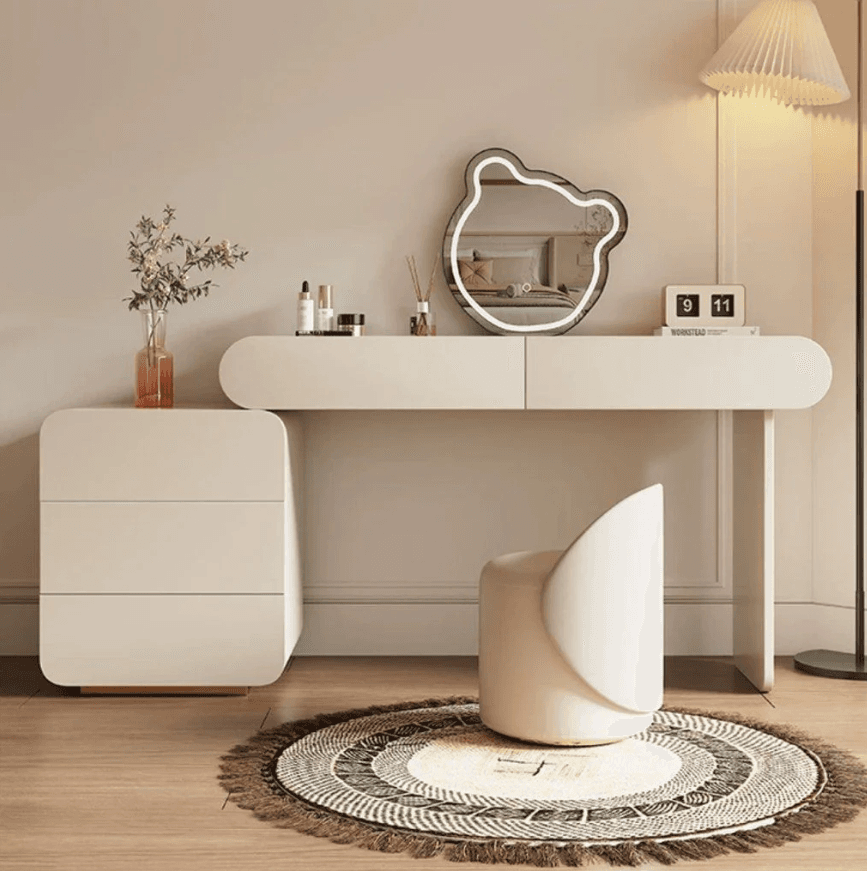 Modern Vanity Table thumbnail 2