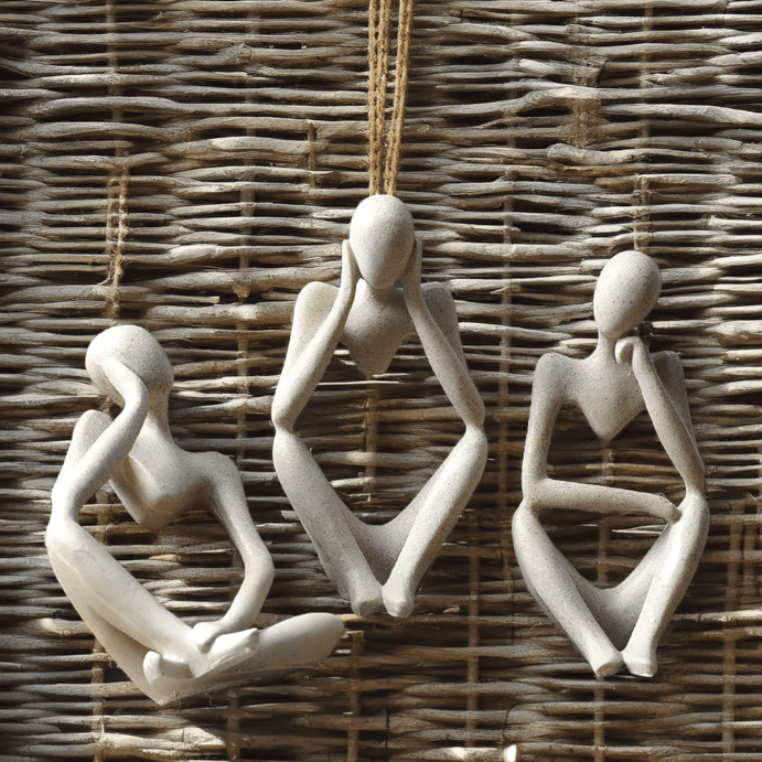 Abstract Nordic thinking statues thumbnail 2